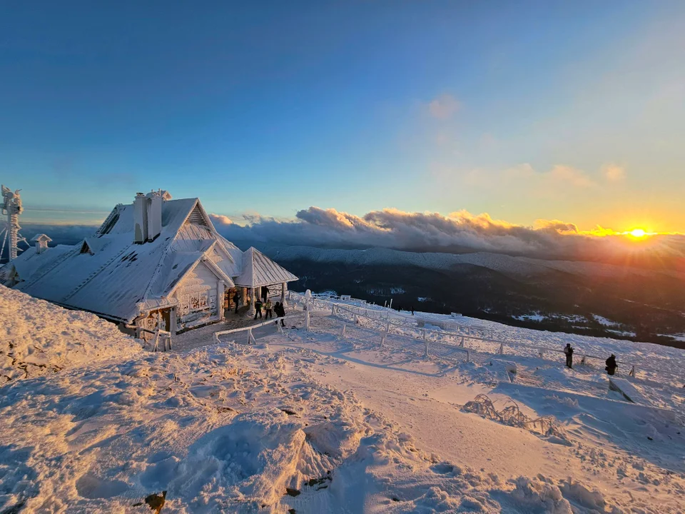Najpopularniejsze miejsce w Bieszczadach w niesamowitym otoczeniu