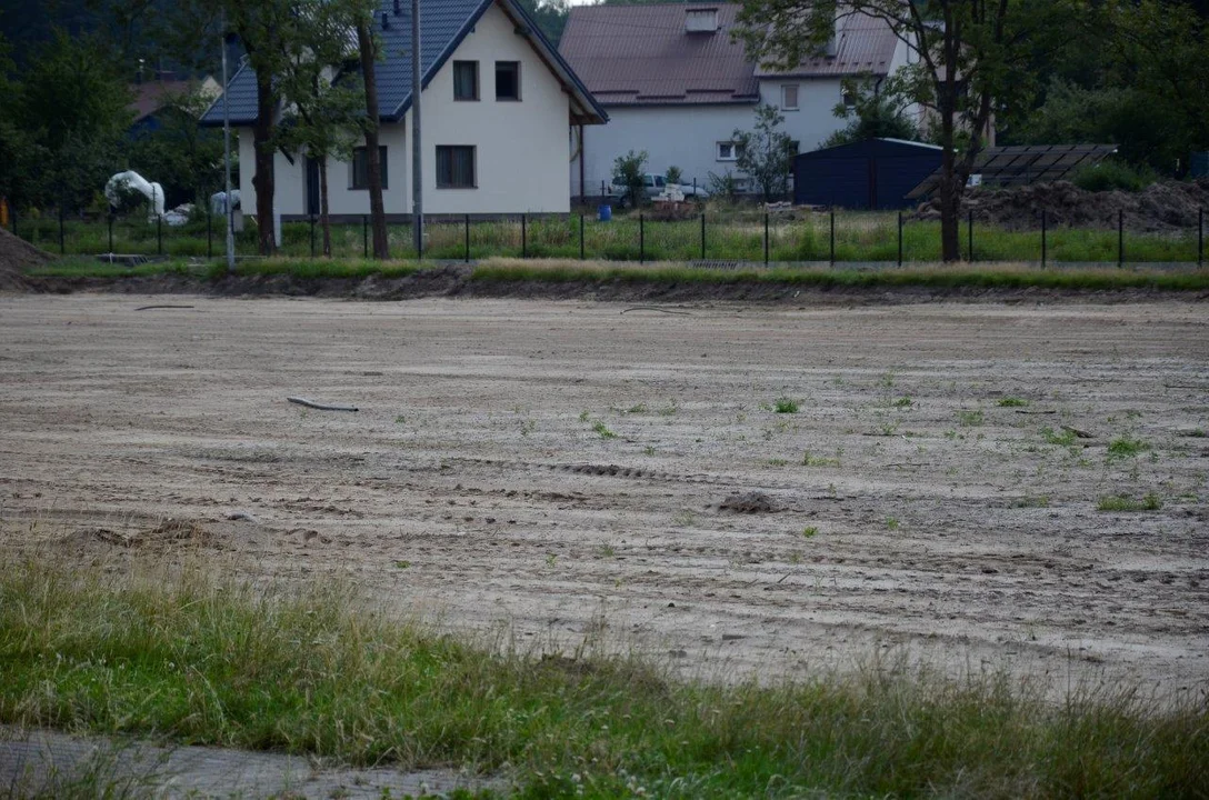 Trwa modernizacja stadionu sportowego przy ul. Sportowej.