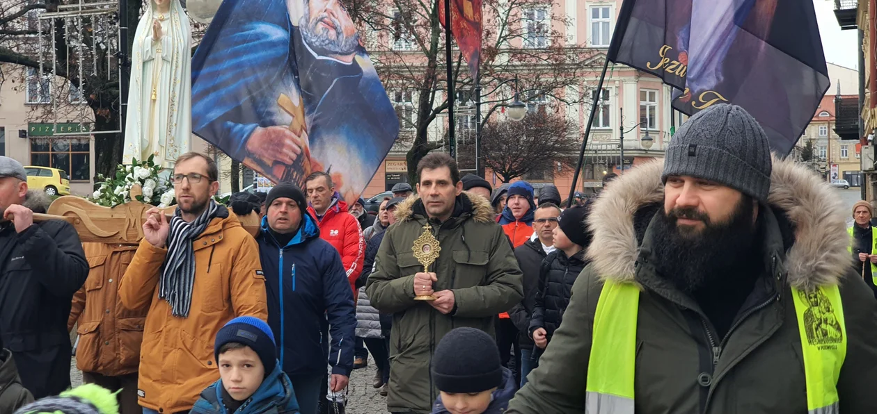 Męski Różaniec w Przemyślu oraz w Stalowej Woli