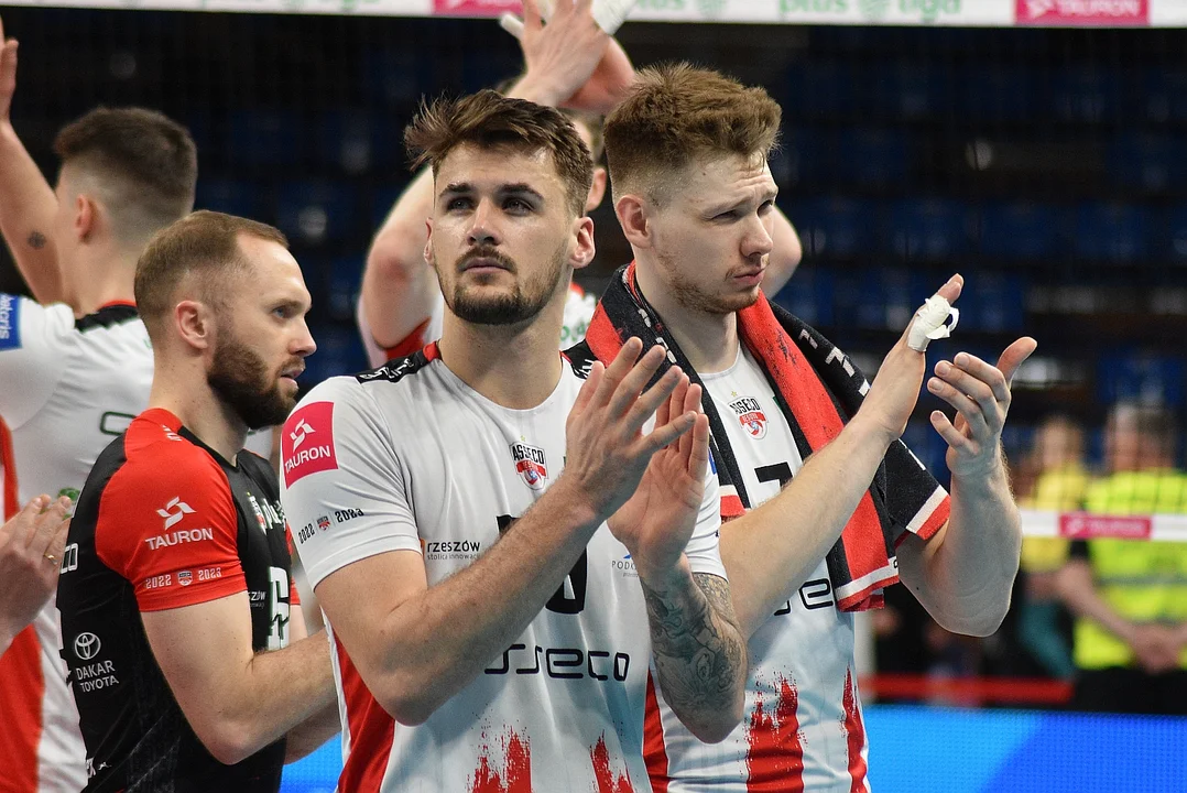 Pierwszy półfinałowy mecz siatkarskiej PlusLigi: Asseco Resovia Rzeszów - Grupa Azoty ZAKSA Kędzierzyn-Koźle (2:3)