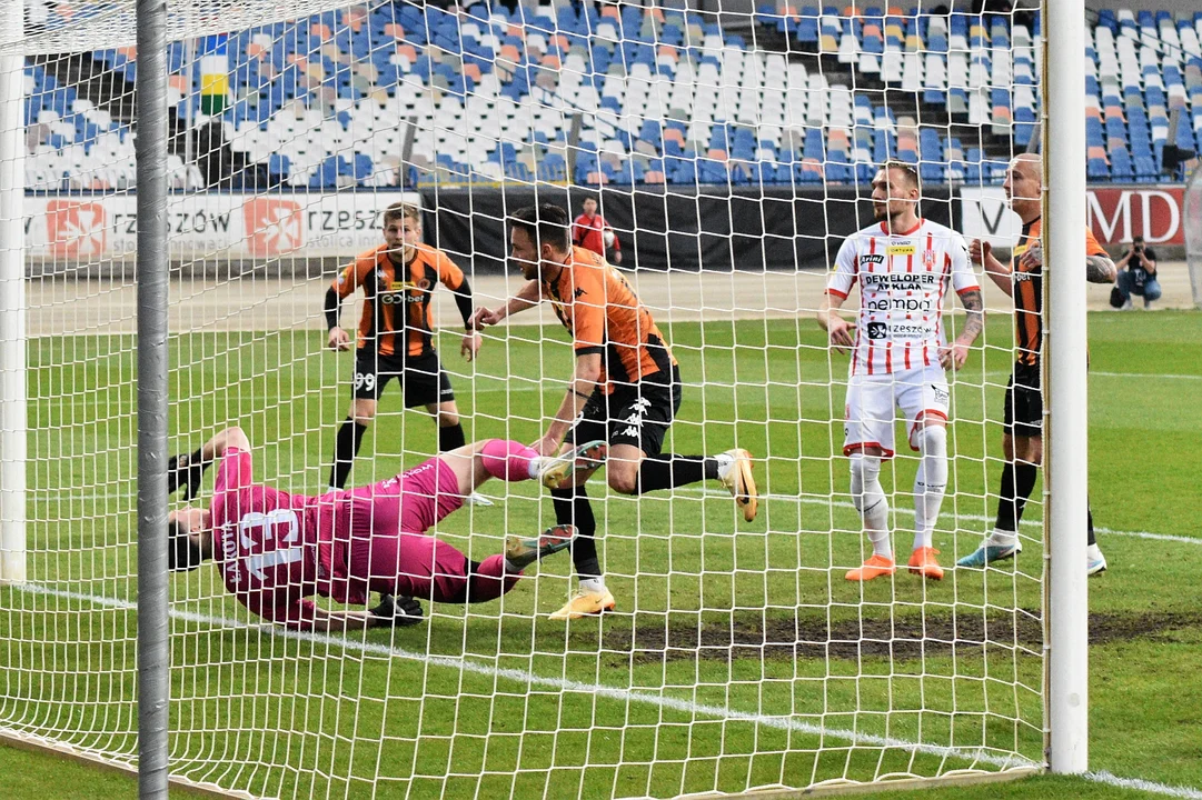 Mecz Fortuna 1 Ligi: Apklan Resovia Rzeszów - Chrobry Głogów