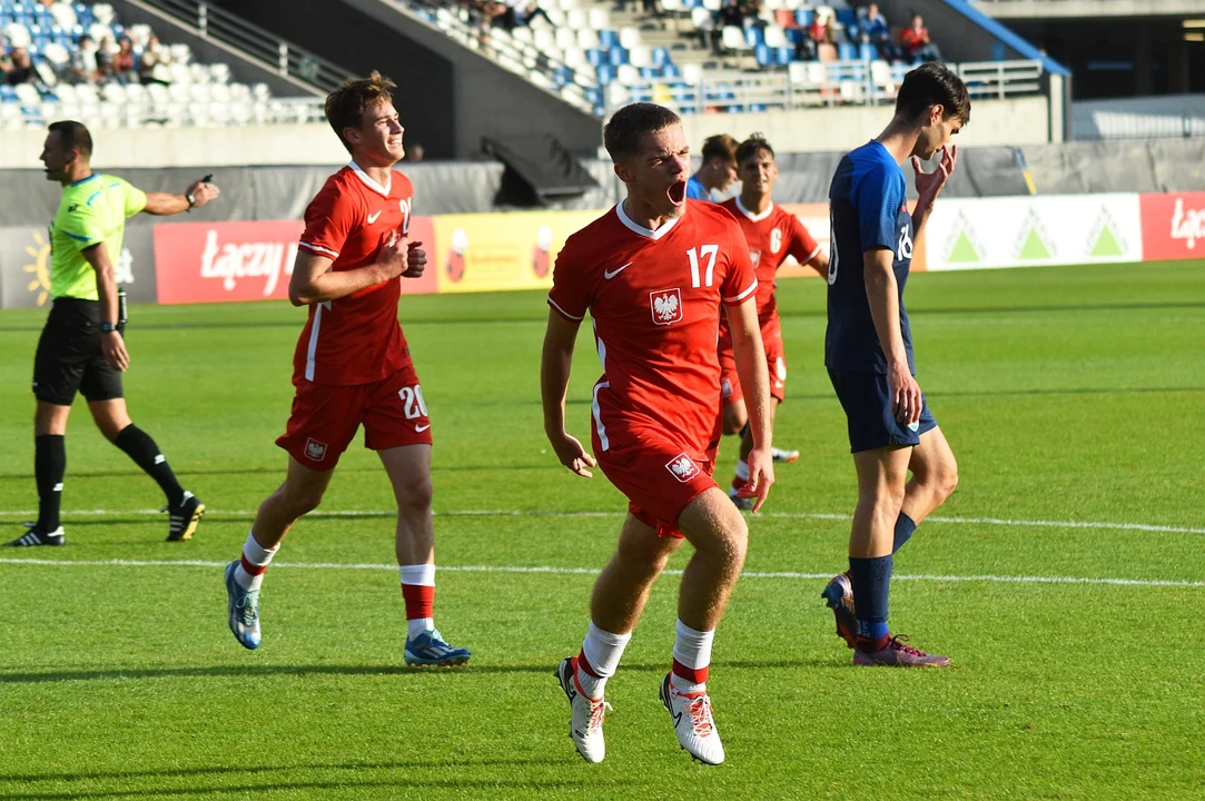 Towarzyski mecz piłki nożnej Polska - Słowacja U18 w Rzeszowie