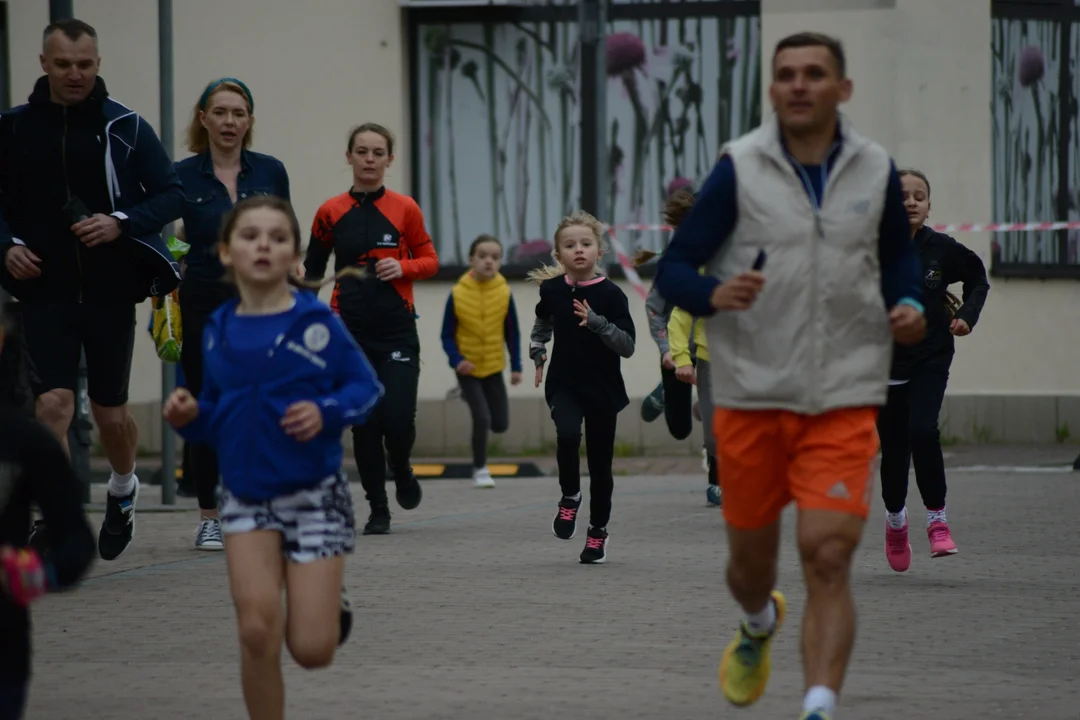 42. Bieg Siarkowca w Tarnobrzegu - biegi dla osób niepełnosprawnych, dzieci i młodzieży