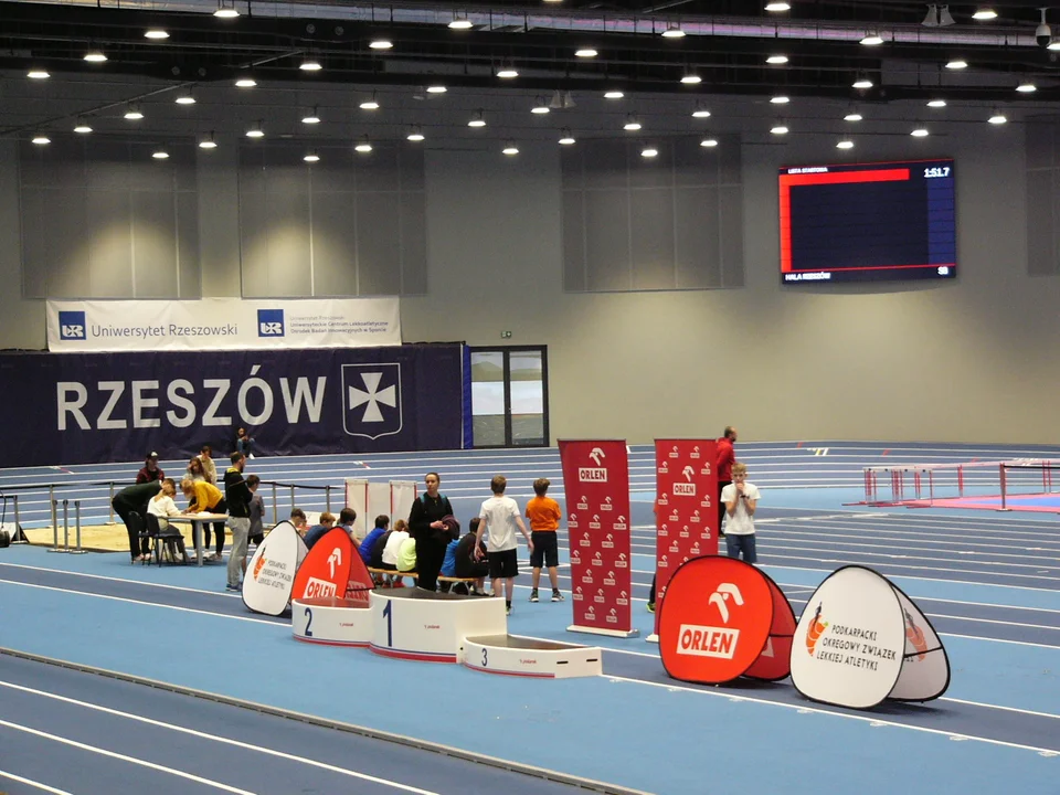 Mistrzostwa Rzeszowa w lekkiej atletyce Szkół Podstawowych w UCL.