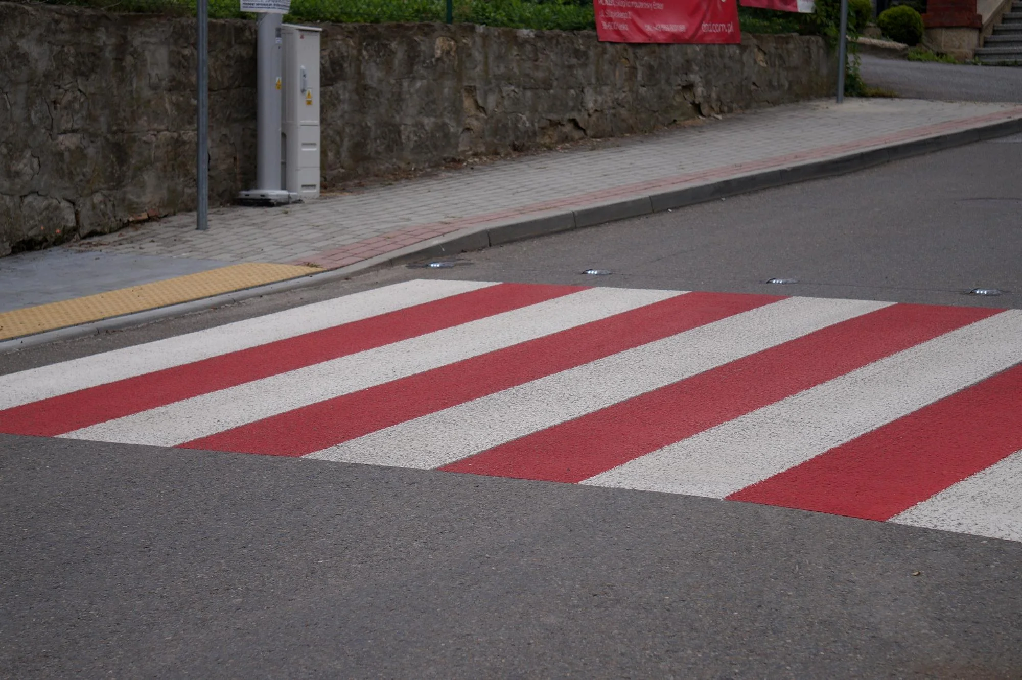 Interaktywne przejścia dla pieszych w Lesku