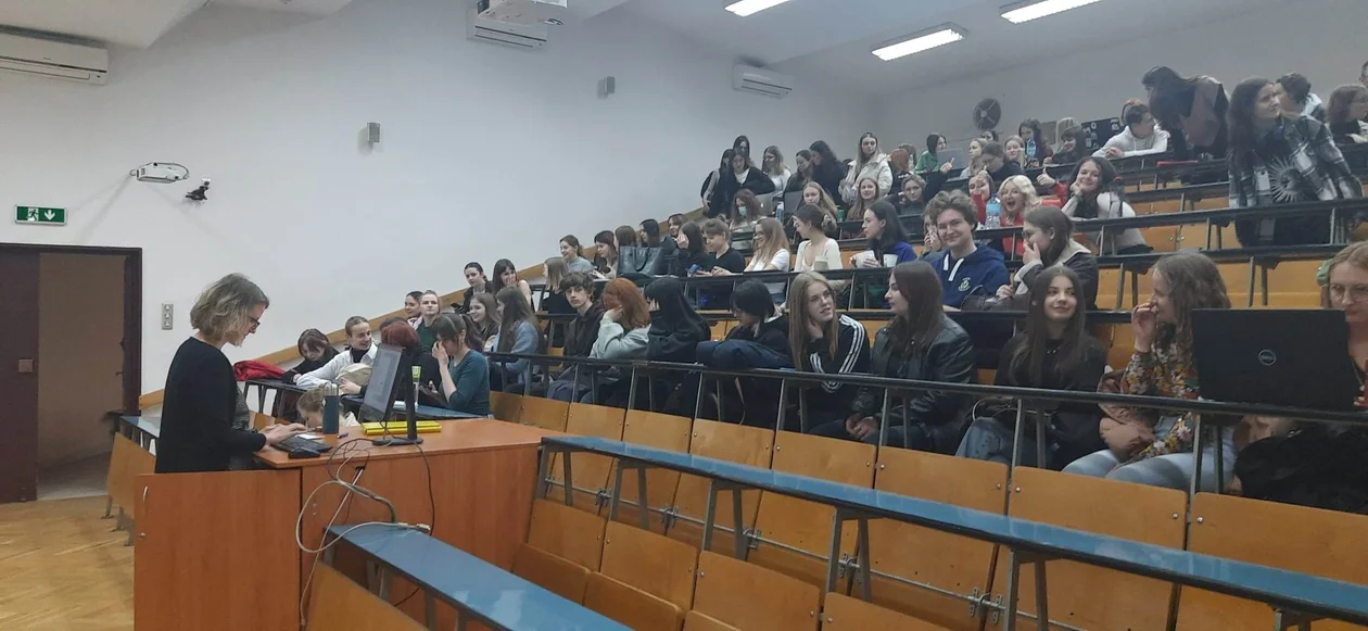 Młodzi V LO odwiedzili krakowski Uniwersytet Pedagogiczny