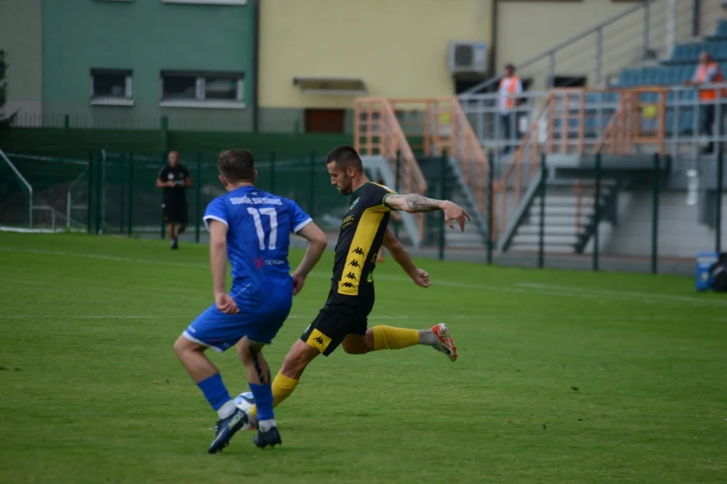 Trzecia liga, grupa 4: Siarka Tarnobrzeg - Sokół Sieniawa 2:0
