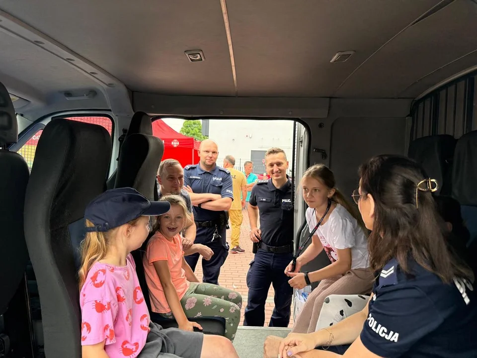 Policjanci na piknikach