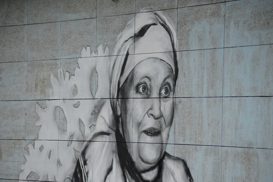 Mural Marii Kozłowej w Tarnobrzegu