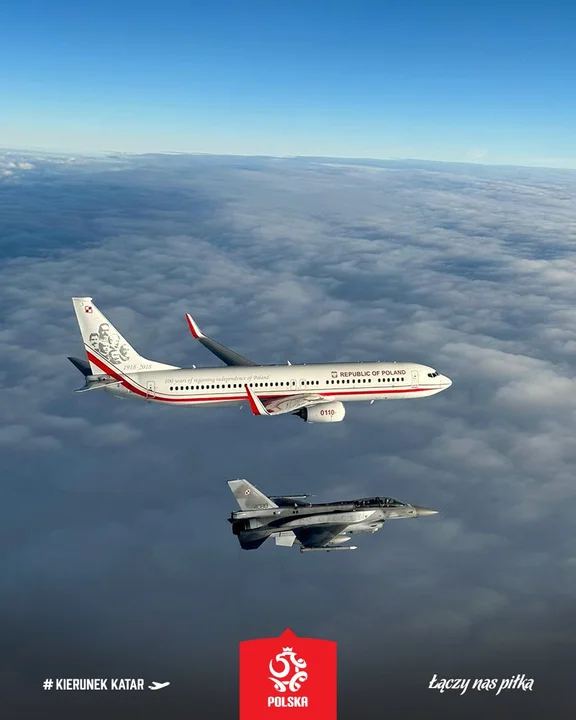 Lot kadrowiczów do Kataru. Zdjęcia z samolotu