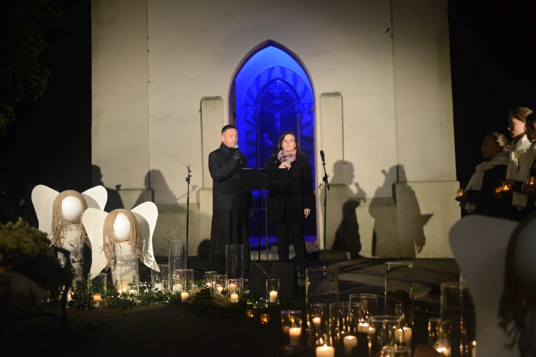 Zaduszki Miechocińskie na Cmentarzu Na Piaskach w Tarnobrzegu