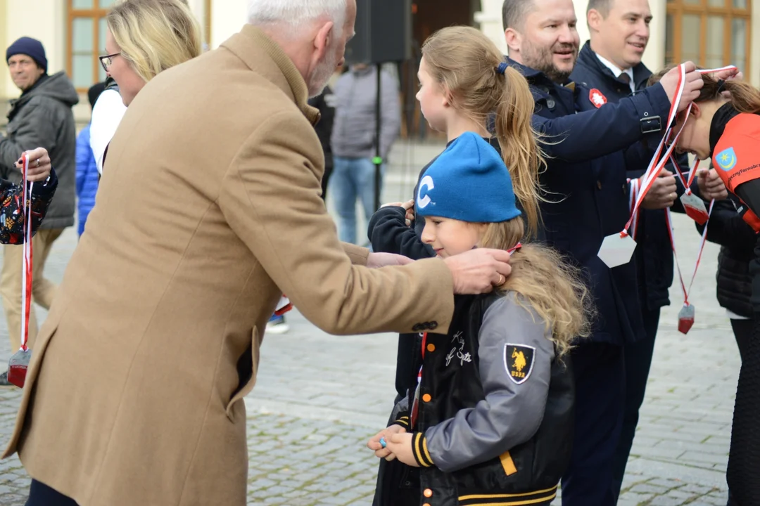 Bieg Historyczny "Dzieci dla Niepodległej" i piknik w Parku Dzikowskim - część 2