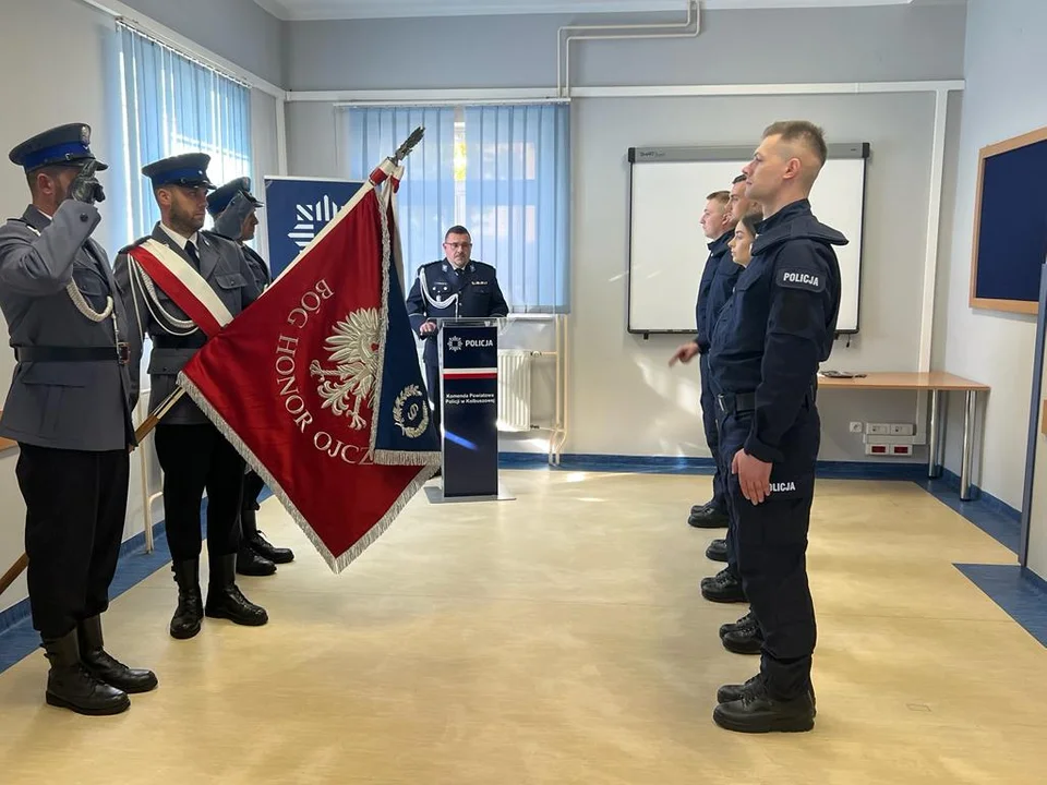 Nowi policjanci w KPP Kolbuszowa złożyli ślubowanie