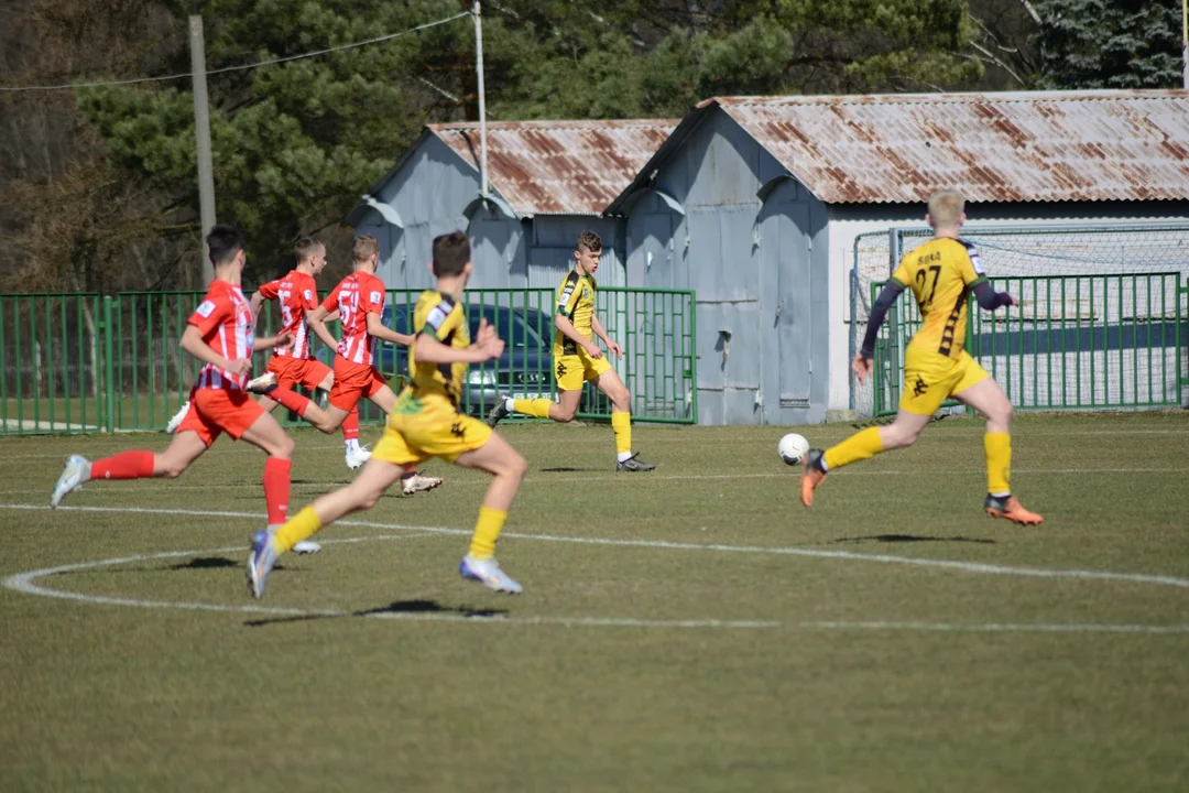 Centralna Liga Juniorów U-15: Siarka Tarnobrzeg - SMS Resovia Rzeszów 2:0