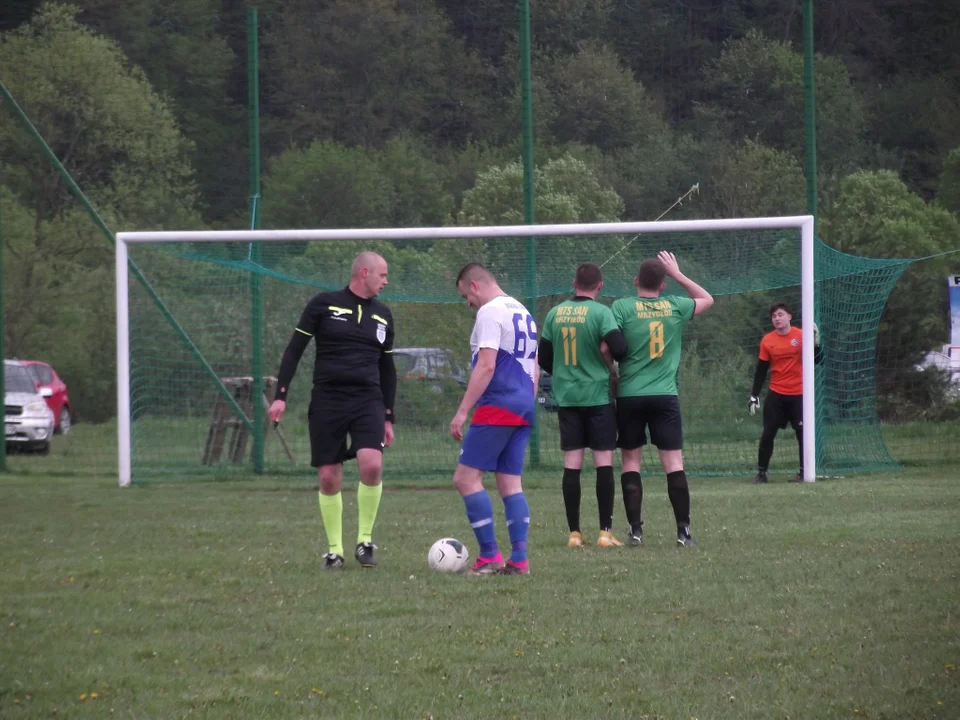 Podsumowanie weekendowych meczów piłkarskich (6-7 maja)