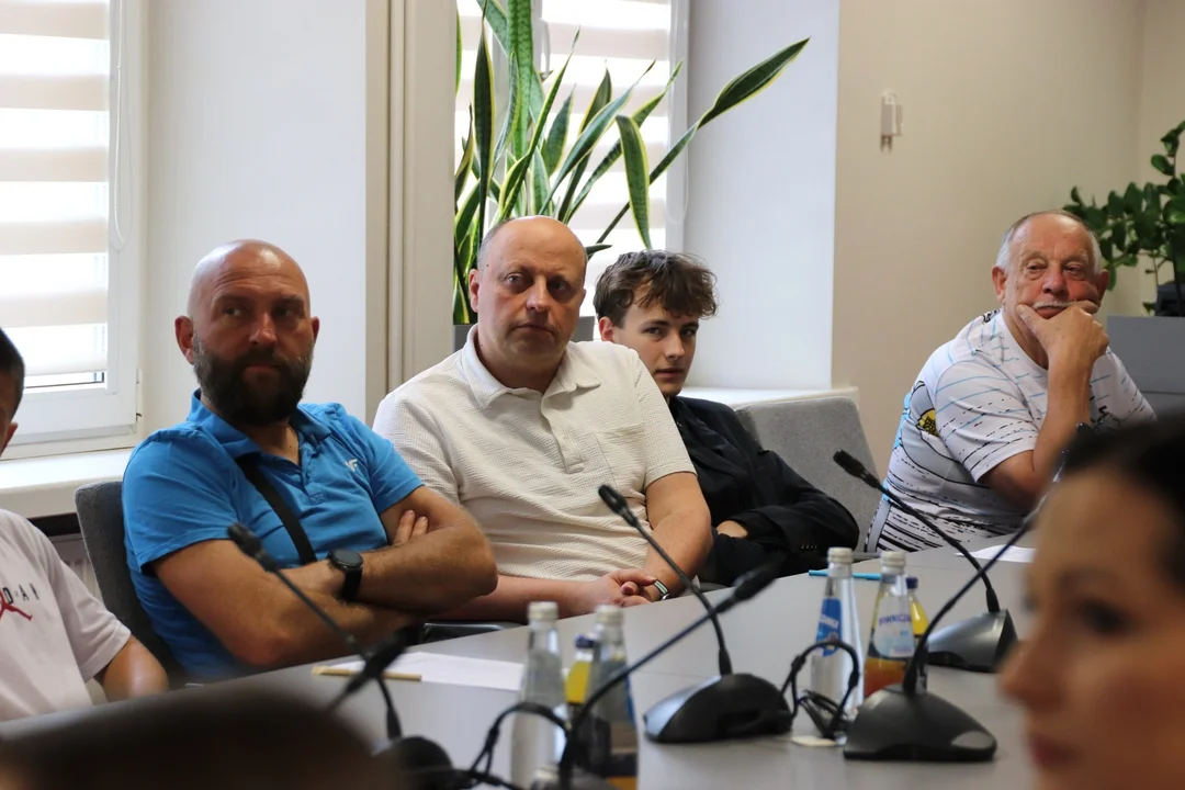 Powiat Mielecki przyznał stypendia dla najlepszych sportówców