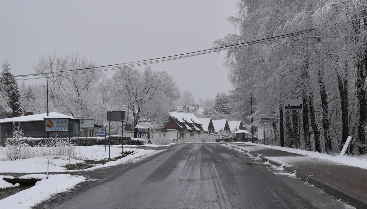 Zima wraca w Bieszczady. Meteorolodzy zapowiadają opady śniegu, przymrozki i oblodzenie - Zdjęcie główne