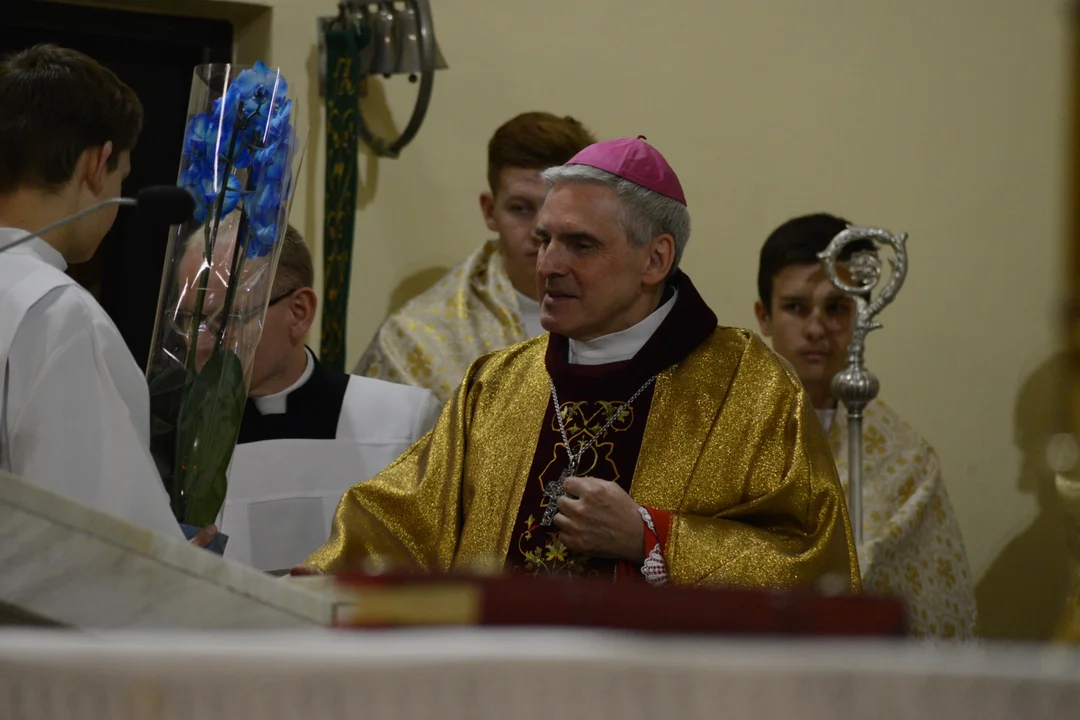 Relikwie bł. Carlo Acutisa, jednego z patronów Światowych Dni Młodzieży, w Parafii Św. Barbary w Tarnobrzegu
