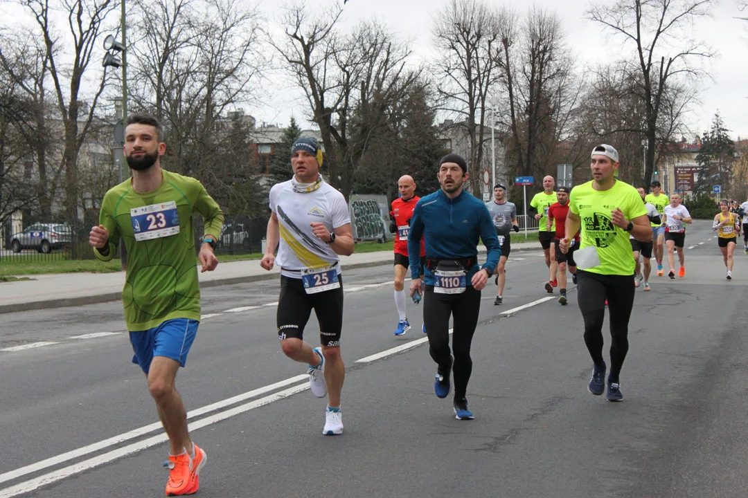 16. PKO Półmaraton Rzeszowski za nami. 1700 biegaczy na ulicach Rzeszowa