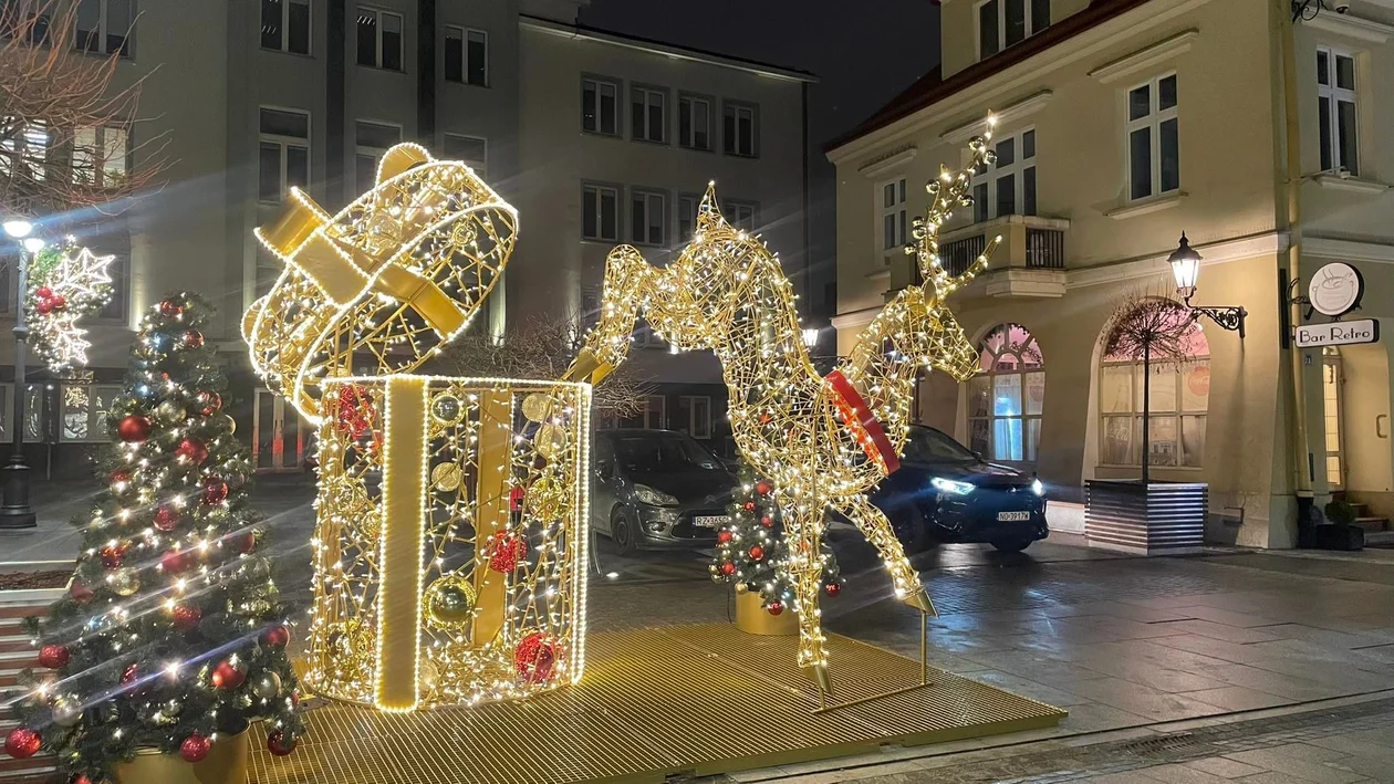 Oświetlenie świąteczne w centrum Rzeszowa