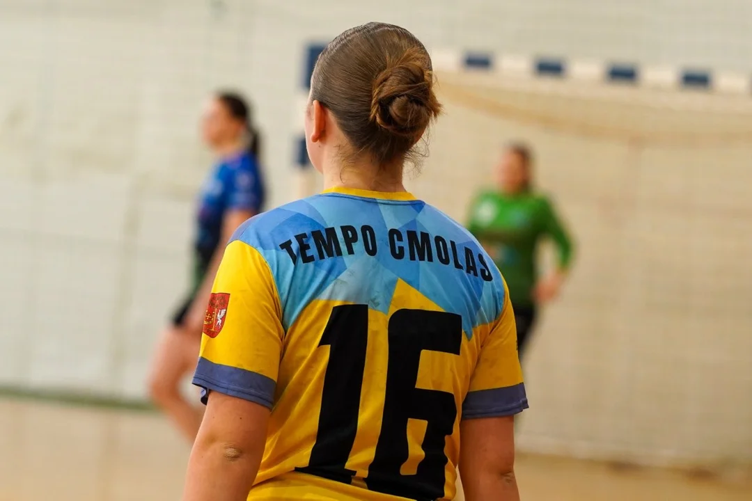 Juniorki młodsze KS Tempo Cmolas rozpoczęły zmagania w lidze wojewódzkiej