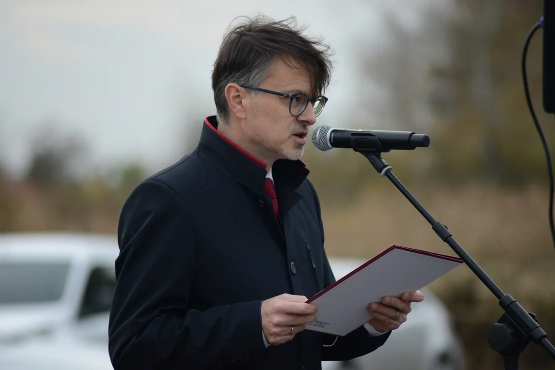 Uroczyste otwarcie obwodnicy Tarnobrzega - pierwsze pojazdy na tej drodze