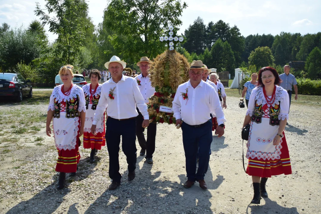 Dożynki gminne Kolbuszowa 2022. Tak świętowali mieszkańcy [ZDJĘCIA] - Zdjęcie główne