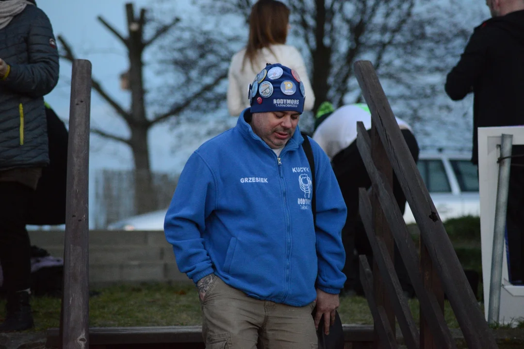 "Jezioro Aniołów" w Tarnobrzegu. Szampańska zabawa w Jeziorze Tarnobrzeskim
