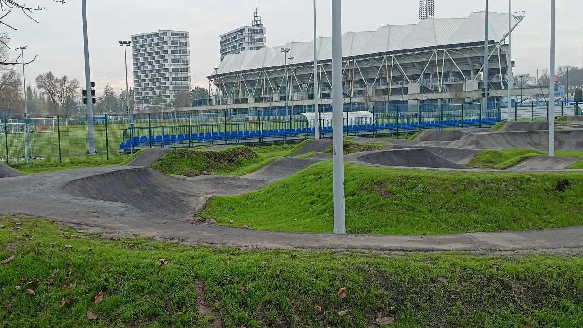 Pumptrack na rzeszowskich Bulwarach