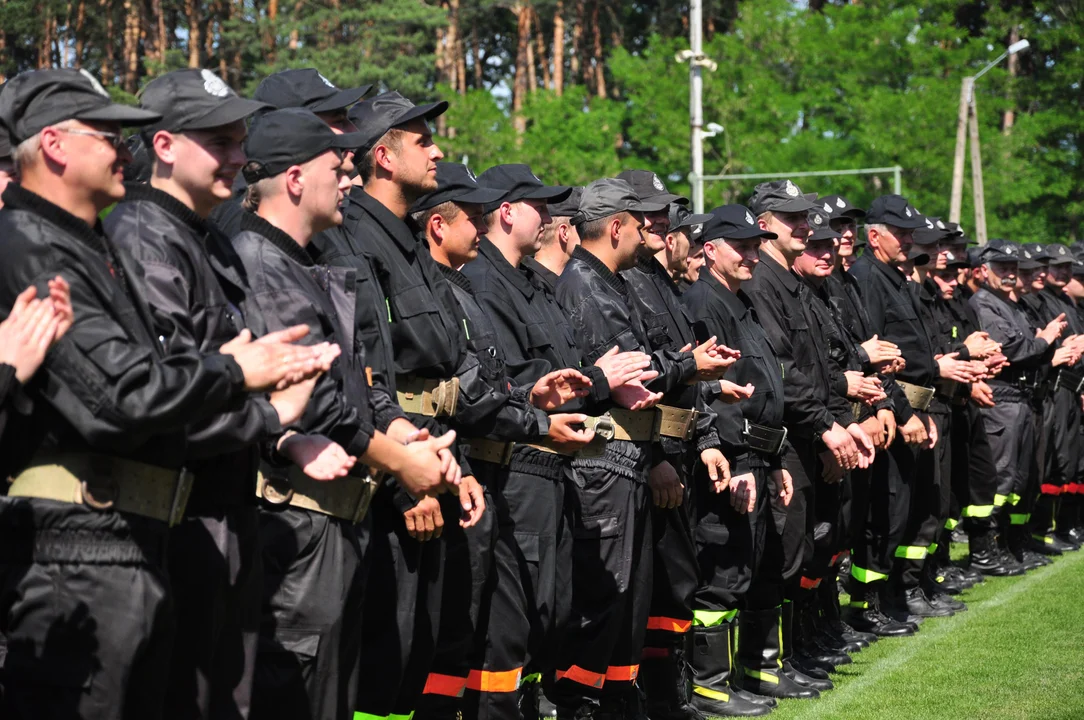 Druhowie w 2014 roku na stadionie sportowym w Kolbuszowej.