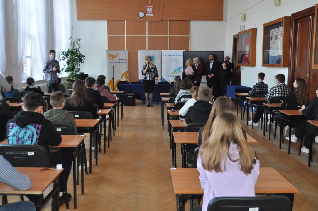II i II etap Konkursu Wiedzy Technicznej w Mielcu