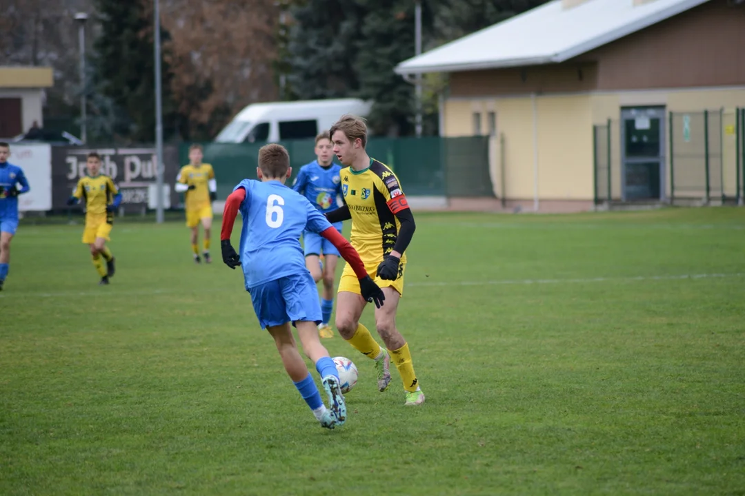 Centralna Liga Juniorów U-15: Siarka Tarnobrzeg - Hutnik Kraków 2:4