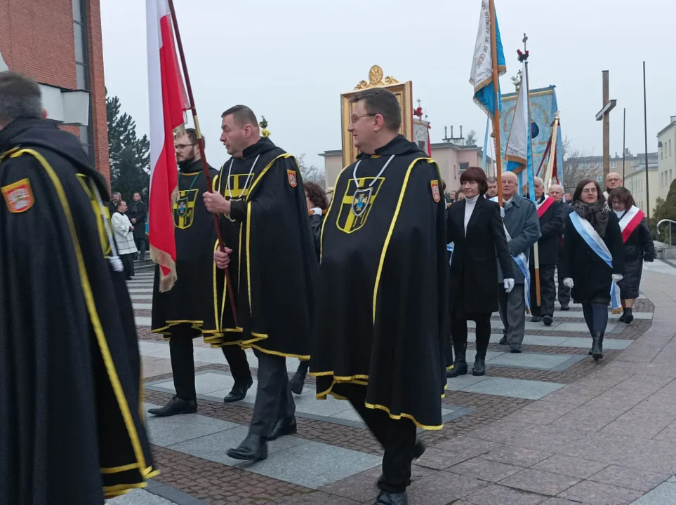 Procesja rezurekcyjna w kościele MBNP w Mielcu