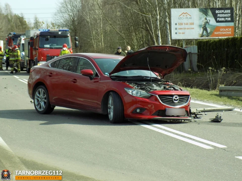 Wypadek na drodze wojewódzkiej numer 985 w Siedleszczanach