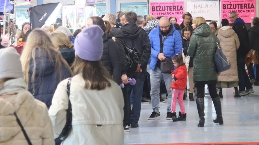 Pierwszy dzień Giełdy Minerałów i Biżuterii w Rzeszowie [ZDJĘCIA, WIDEO]