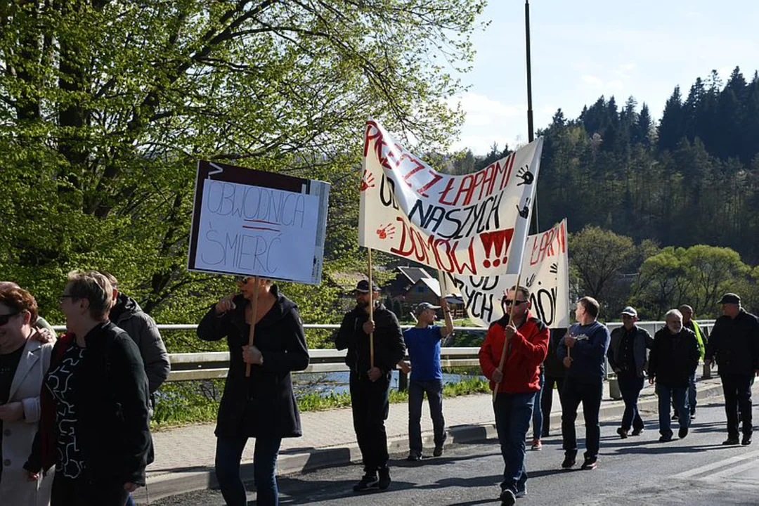 Protest w Lesku przeciwko obwodnicy