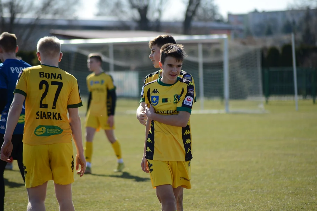 Centralna Liga Juniorów U-15: Siarka Tarnobrzeg - SMS Resovia Rzeszów 2:0