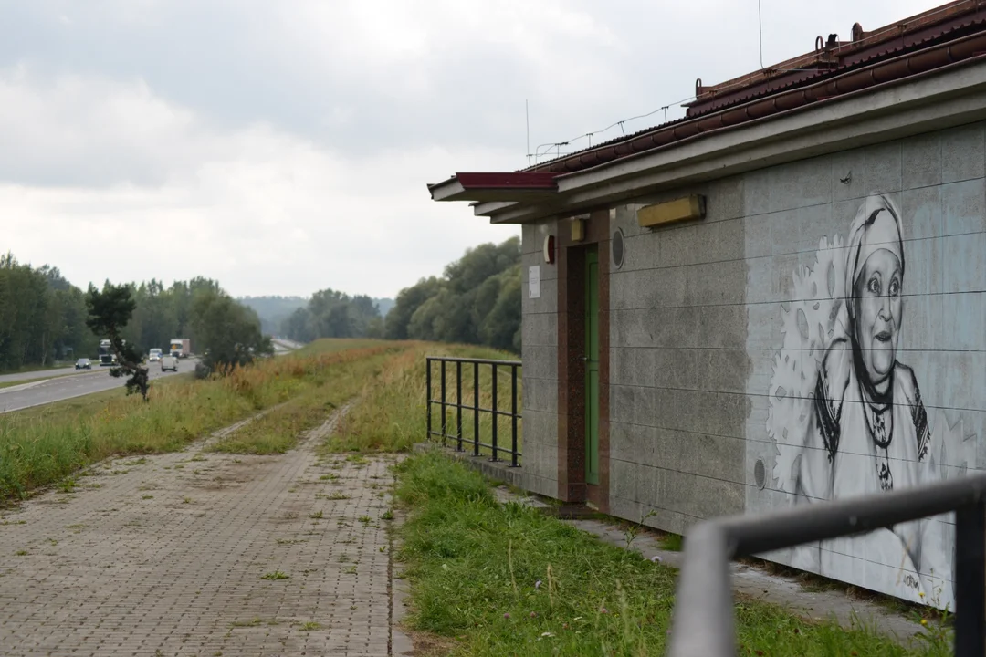 Mural Marii Kozłowej w Tarnobrzegu