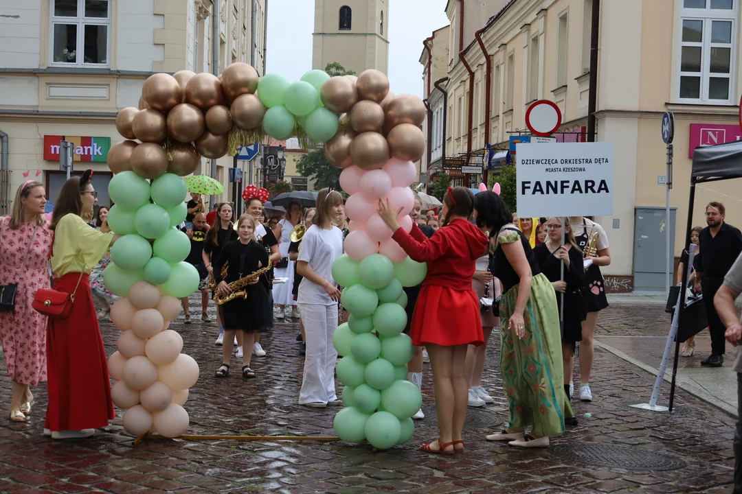 Rekord Rzeszów- przebrania z bajek 2025