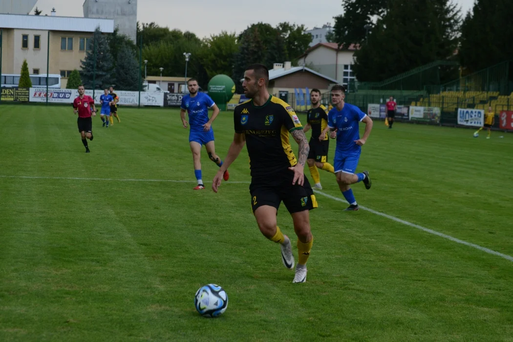 Trzecia liga, grupa 4: Siarka Tarnobrzeg - Sokół Sieniawa 2:0