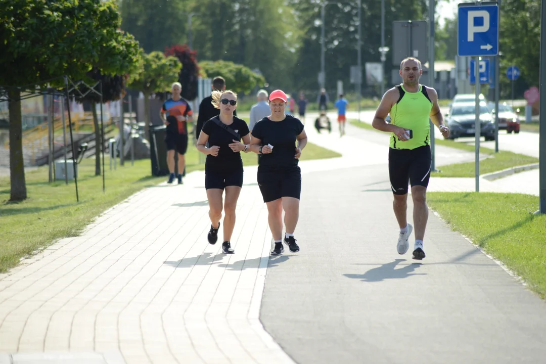 "Biegamy i Pomagamy" nad Jeziorem Tarnobrzeskim - dzień drugi