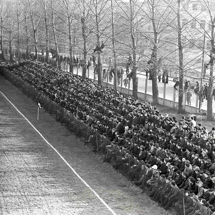 Real Madryt, „Gruźliczanka” i kibice na topolach. Historia stadionu Stali Mielec [ZDJĘCIA]