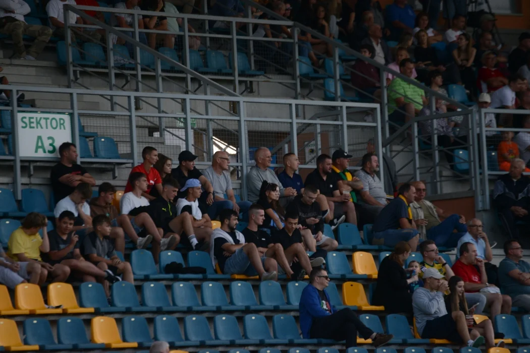 Trzecia liga, grupa 4: Siarka Tarnobrzeg - Garbarnia Kraków 0:0