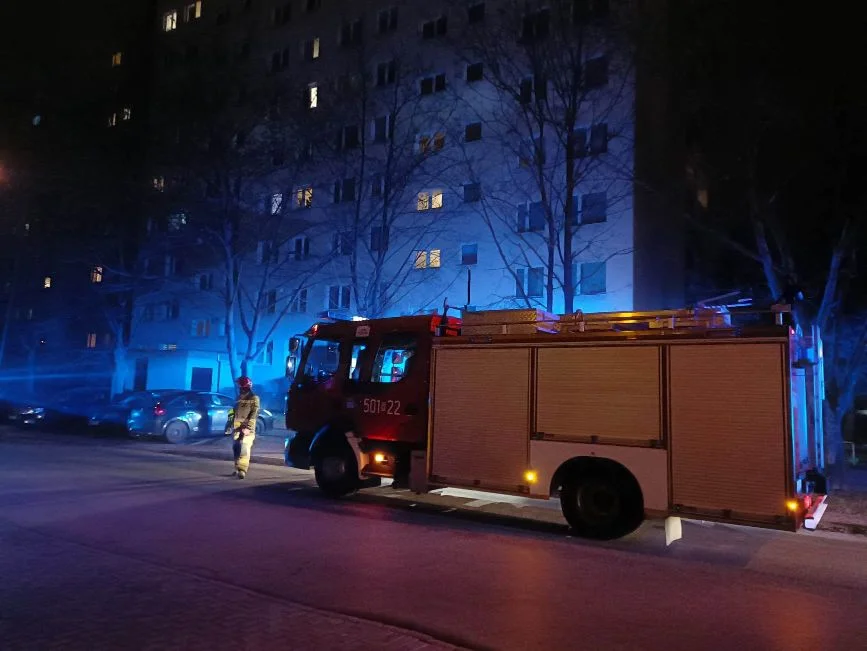 Tragedia na Podkarpaciu. Mężczyzna wyskoczył z okna wieżowca [ZDJĘCIA,WIDEO] - Zdjęcie główne