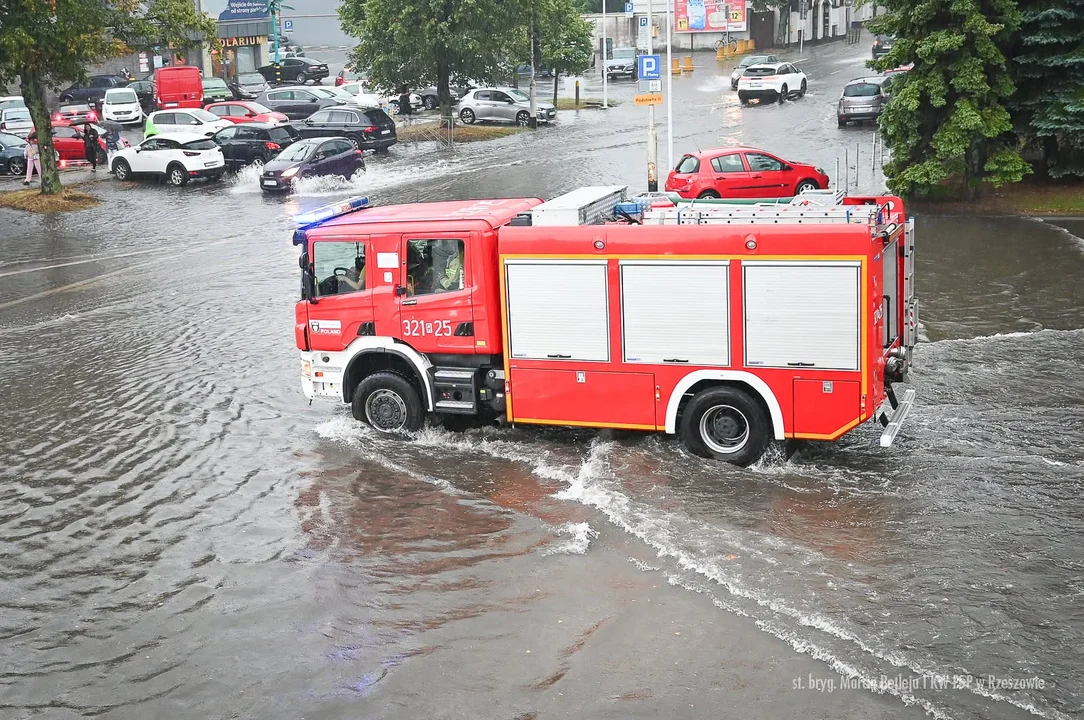 Intensywny deszcz w Rzeszowie