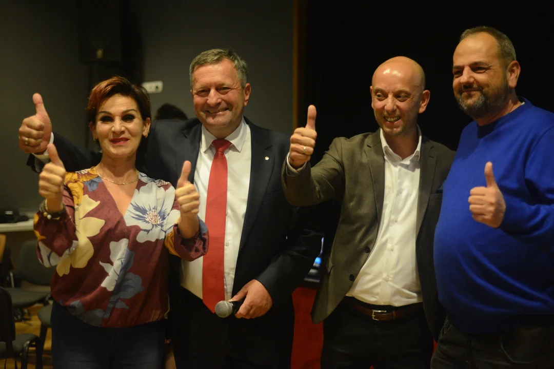 Wybory 2023: Ogromna radość w sztabie wyborczym Trzeciej Drogi w Tarnobrzegu