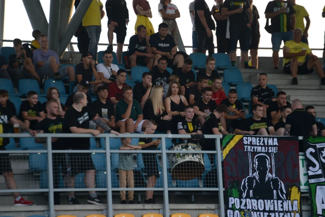 Trzecia liga, grupa 4: Siarka Tarnobrzeg - Garbarnia Kraków 0:0