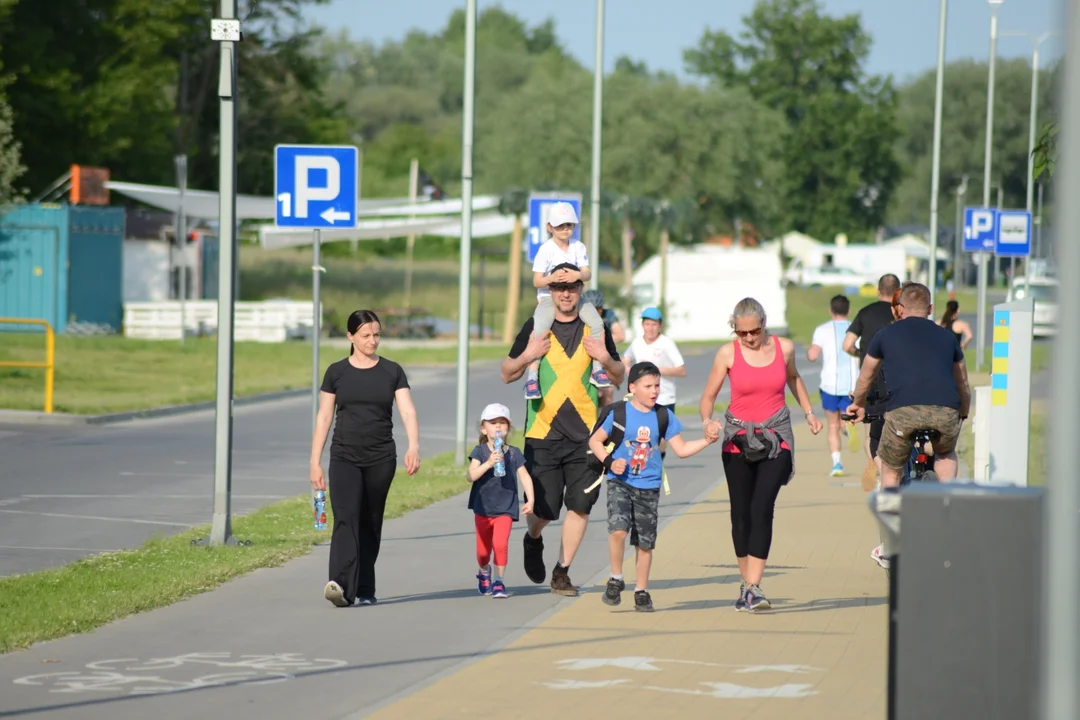 "Biegamy i Pomagamy" w Tarnobrzegu. Pomoc dla Marysi