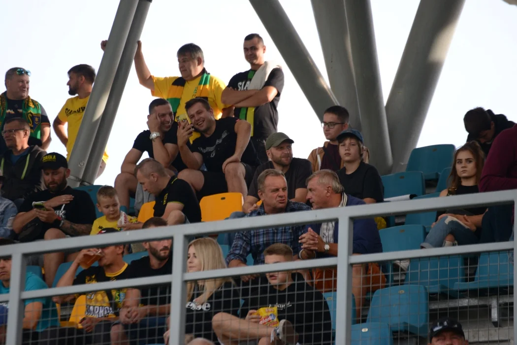 Trzecia liga, grupa 4: Siarka Tarnobrzeg - Garbarnia Kraków 0:0