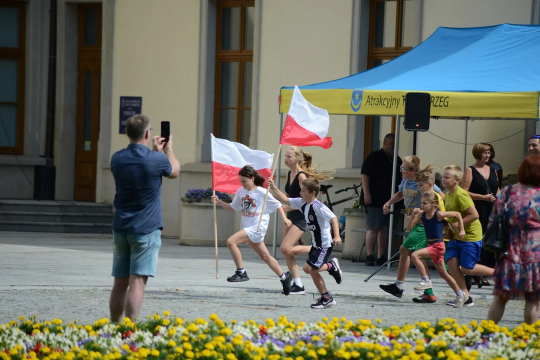 Bieg "Dzieci dla Ochotników Dzikowskich 1920" w Tarnobrzegu